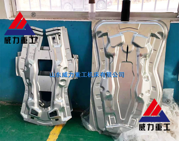 壓力機產品-汽車門內板